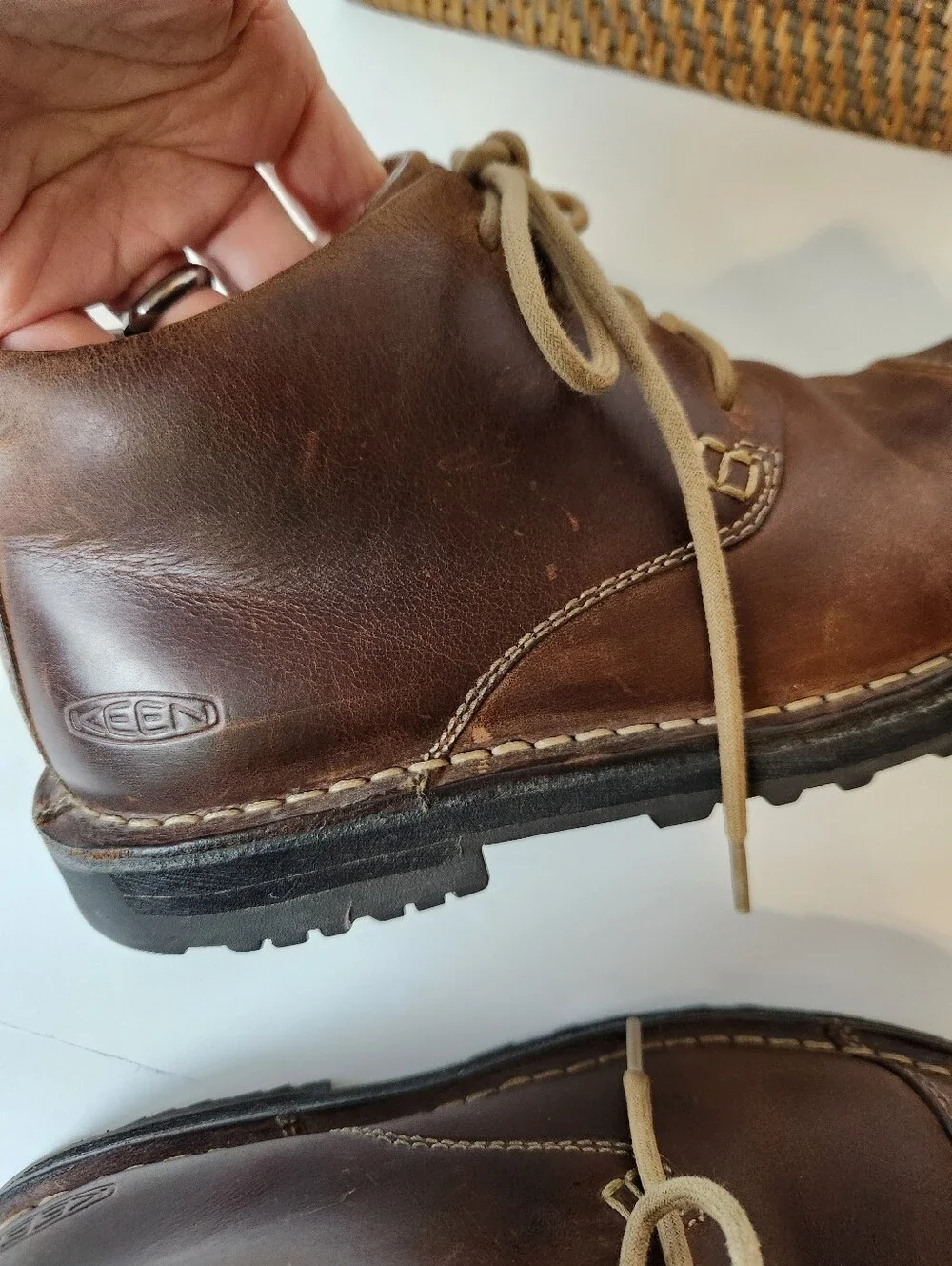 Keen Brown Distressed Leather Lug Sole Chukka Boots